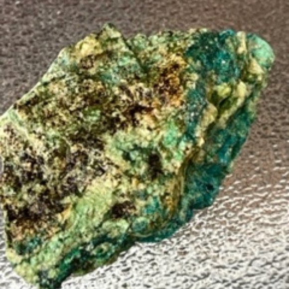 A Raw Turquoise / Chrysocolla stone hand minded in Tucson with layered shades - Picture 1 of 5